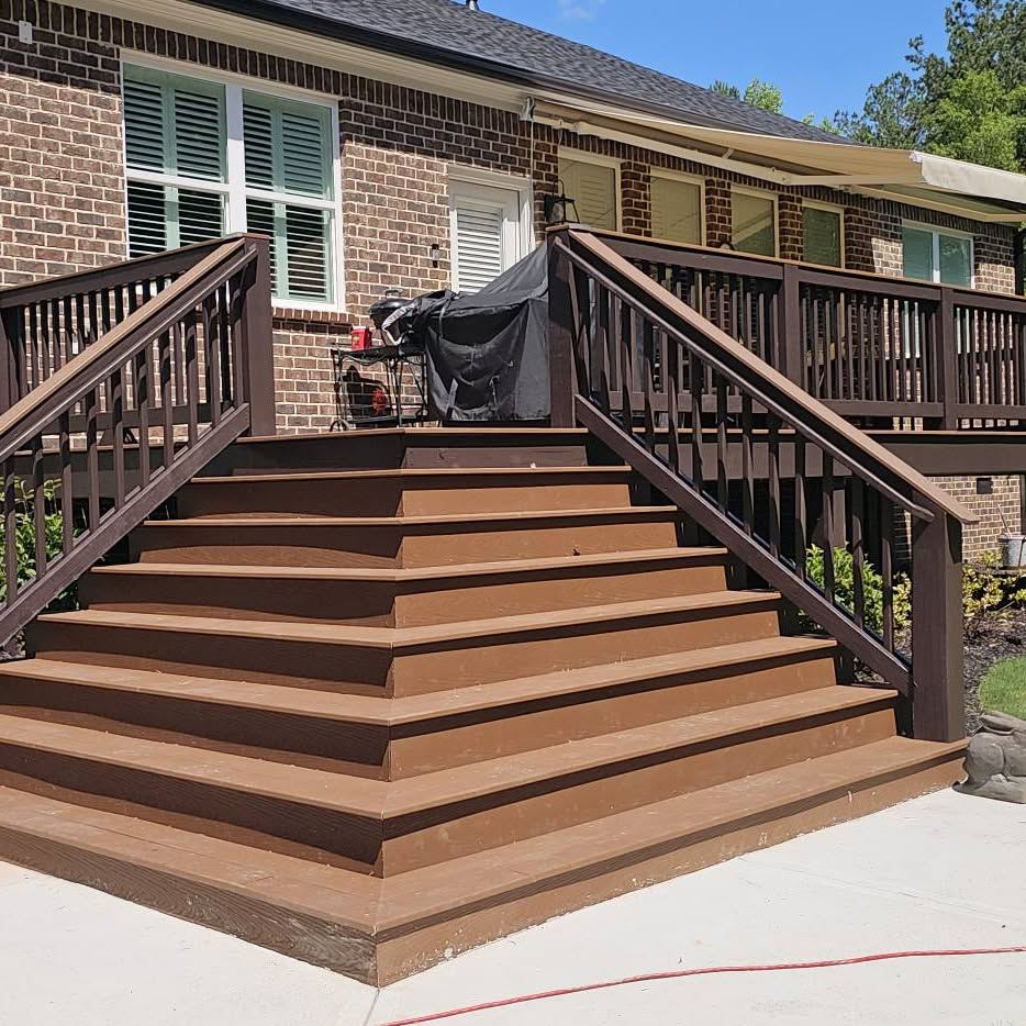 Deck & Fence Staining by Paint Renovations